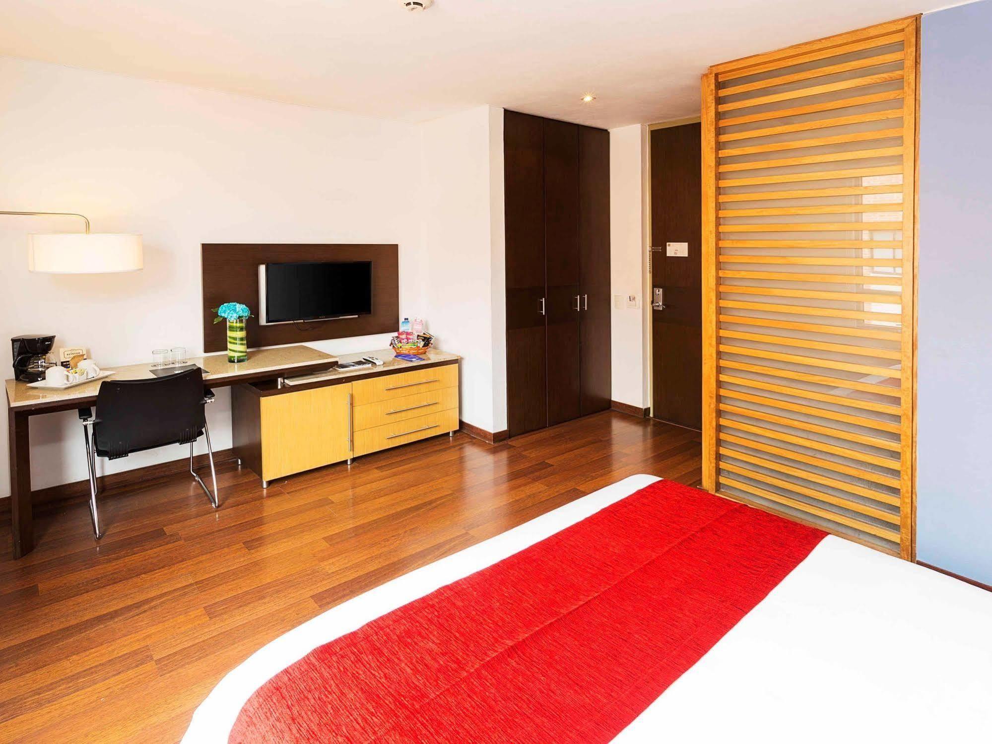 酒店 Mercure Bh Retiro 4*
